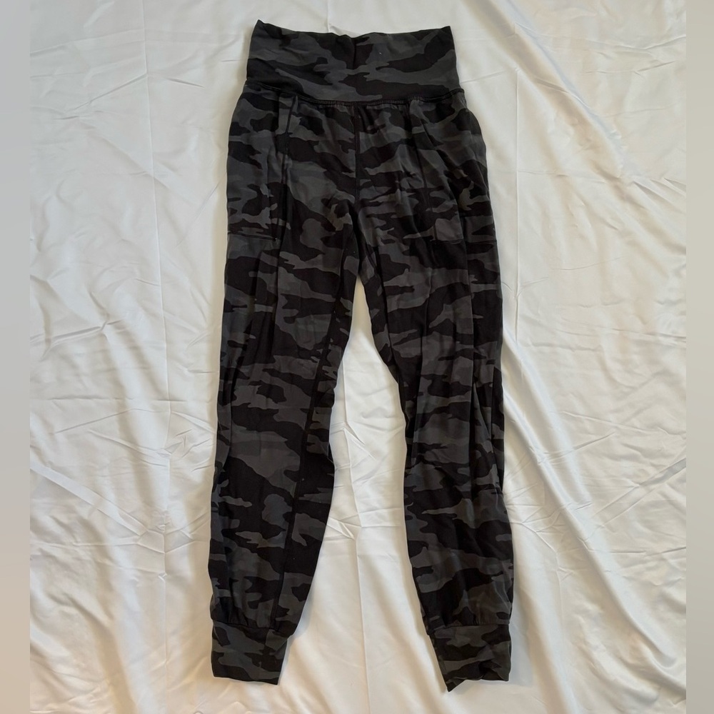 Athleta Black Camo Jogger